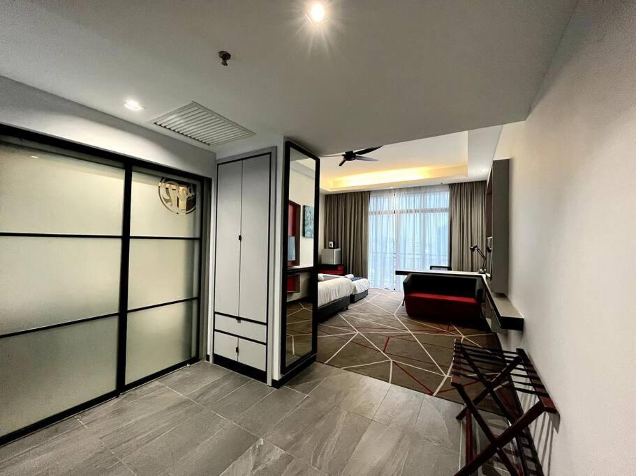 #16 M101 Dang Wangi Klcc View Pool By Livin Apartment Kuala Lumpur Exterior photo